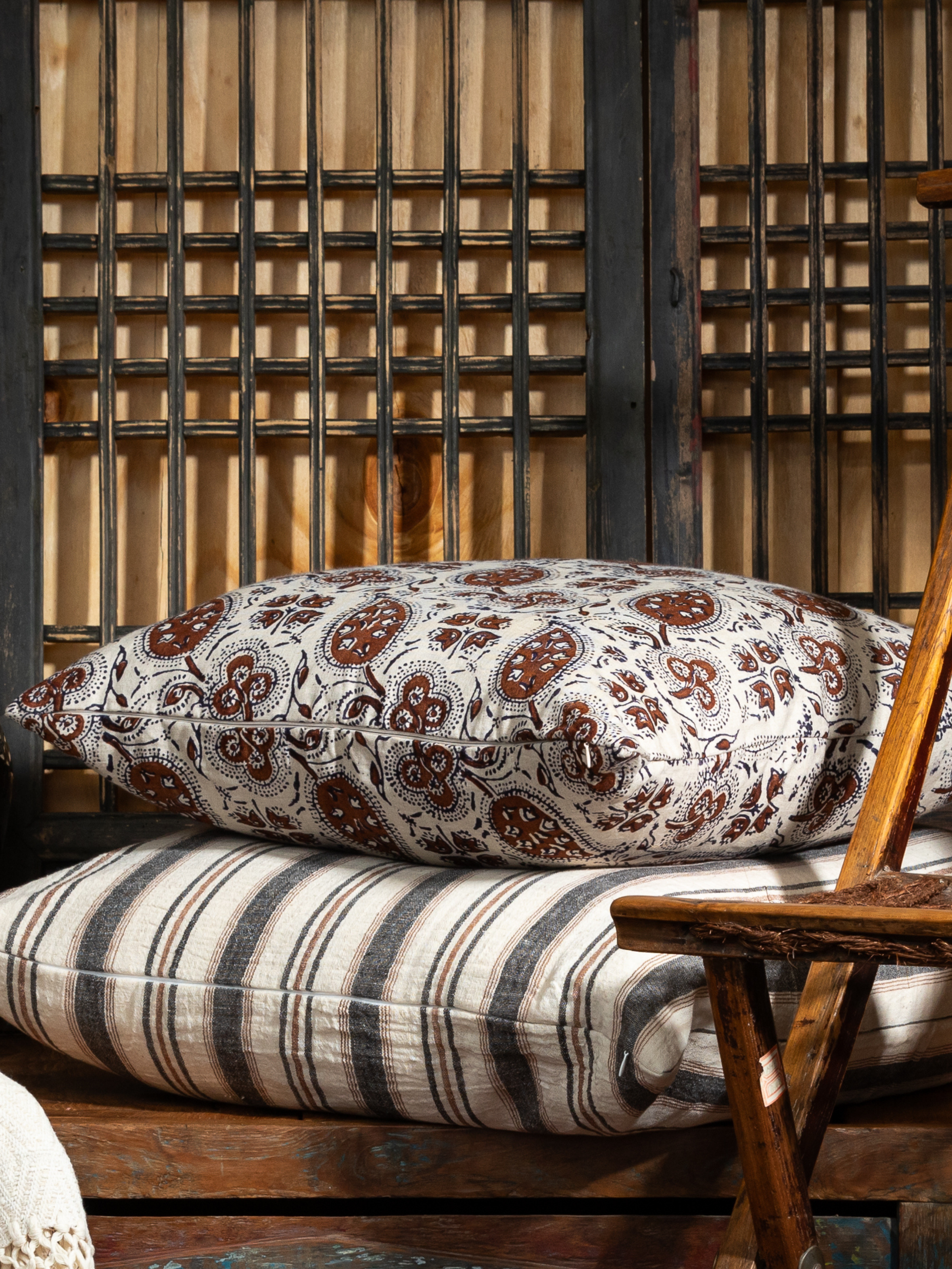 Rann Charcoal/Cinnamon Decorative Pillow Cover