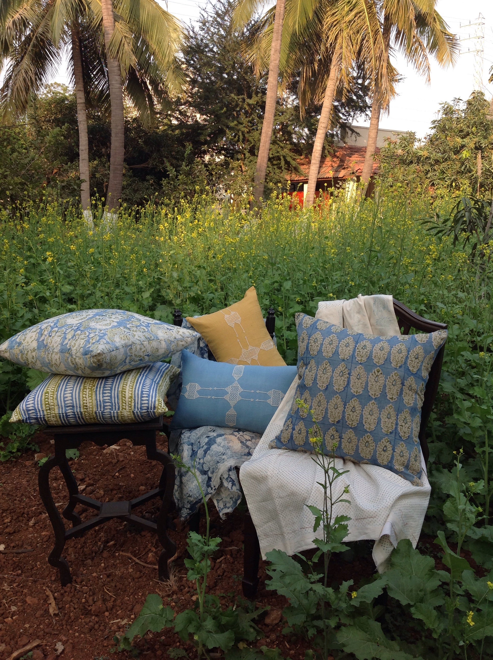 Luca Cornflower Blue/Moss Green Decorative Pillow Cover
