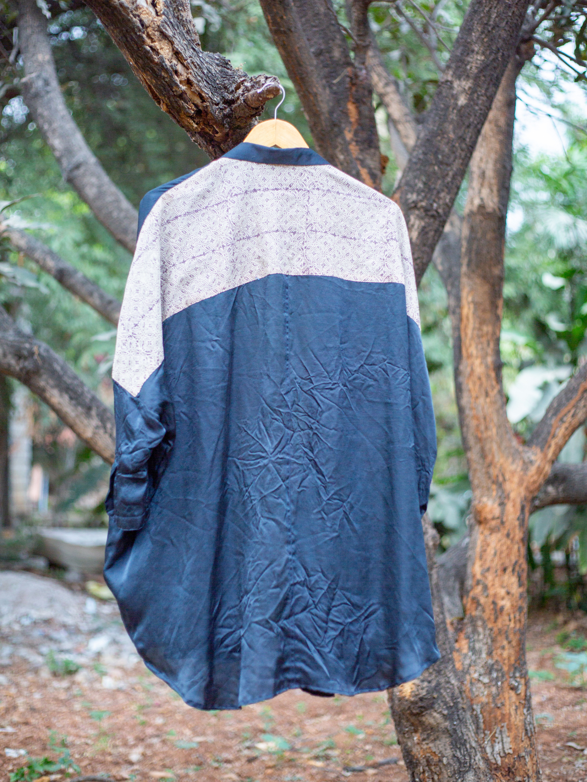 Tunic Charcoal With Sulwazi Back With Emby